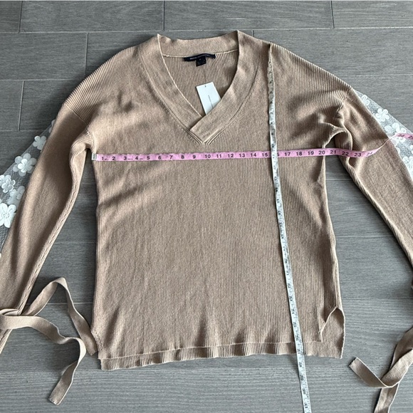 NWT FRENCH CONNECTION Caballo Sweater Camel / White M Knit Floral Lace Sleeves - Picture 13 of 15